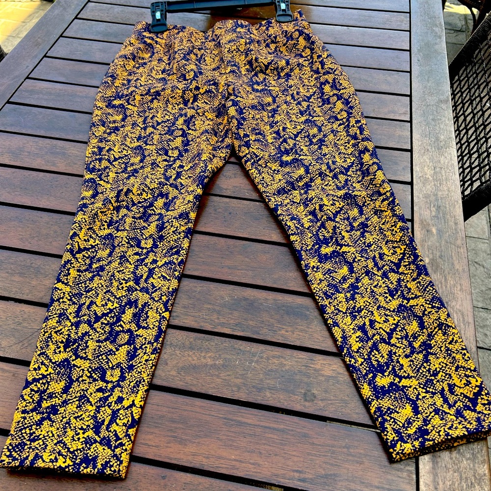 Imani stretch leggings with wide waist band and stretch in a dressy fabric